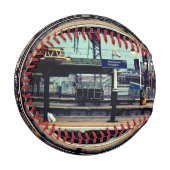 Bahnhof Manchester mit Ansicht Baseball (Vorderseite Links)