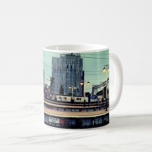 Bahnhof Manchester mit Ansicht Kaffeetasse (VorderseiteRechts)