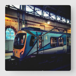 Bahnhof Manchester Quadratische Wanduhr