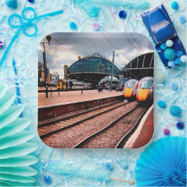 Bahnhof Newcastle Pappteller