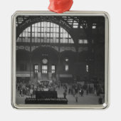 Bahnhof Ornament Aus Metall (Vorne)