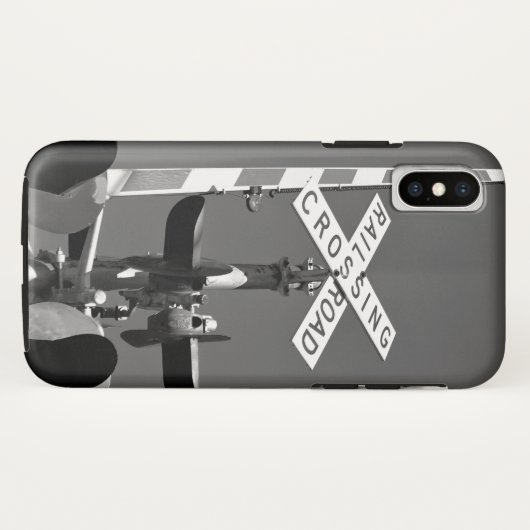 Bahnübergang mit Tor in Monochrom Case-Mate iPhone Hülle (Rückseite (Horizontal))