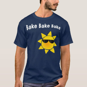 Bake deinen Hintern Sun Itty Bitsy Bikini Punny T-Shirt
