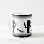 Baker-Koch mit Rolling-Button und Whisk-Niedliche  Kaffeetasse (Vorderseite Links)