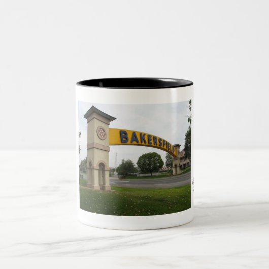 Bakersfield-Kaffee-Tasse Zweifarbige Tasse (Mittel)