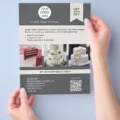 Bakery Cake Custom Logo Grau Business Flyer (Hand)