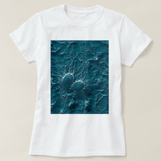 Bakterielle Zellen von Staphylococcus- aureusnahem T-Shirt (Design vorne)