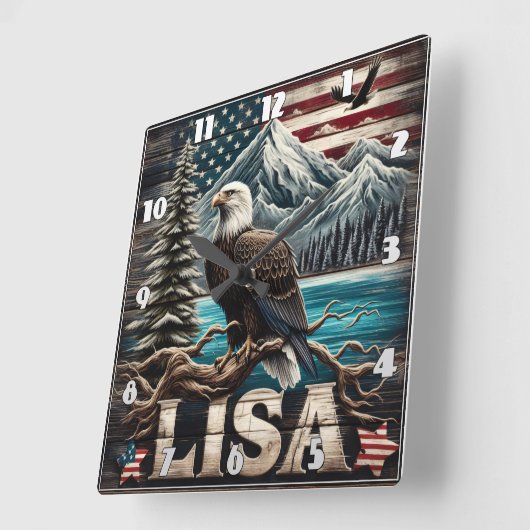 Bald-Adler am Zweig gegen Bergsicht Quadratische Wanduhr (Winkel)