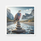 Bald Adler auf Cairn mit amerikanischer Flagge Serviette (Vorderseite)