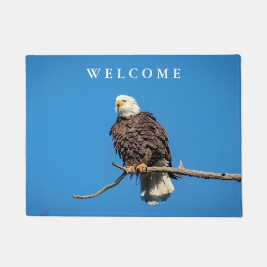 Bald-Adler auf einem Baumzweig Fußmatte (Vorderseite)
