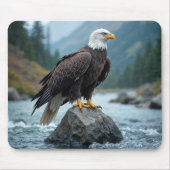 Bald Adler auf einem Felsen Mousepad (Vorne)