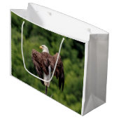 Bald-Adler auf einem Zweig Große Geschenktüte (Vorderseite Schrägansicht)