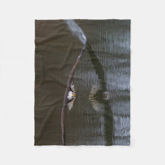 Bald Adler im Flug Fleecedecke (Vorderseite)