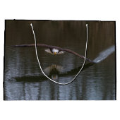 Bald Adler im Flug Große Geschenktüte (Rückseite)