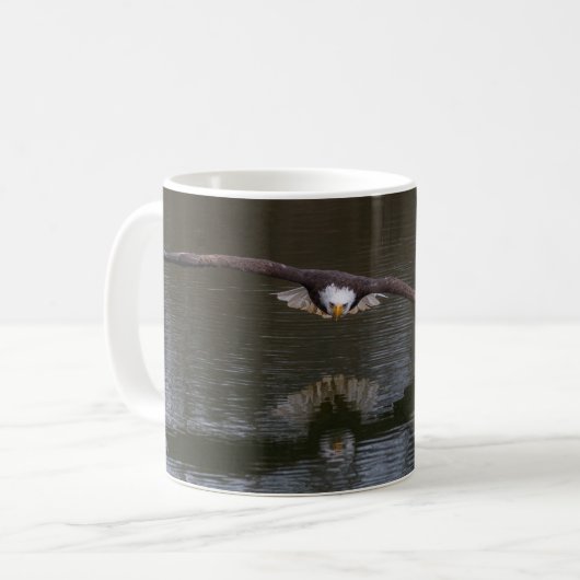 Bald Adler im Flug Kaffeetasse (Vorderseite Links)