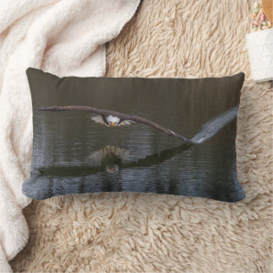 Bald Adler im Flug Lendenkissen