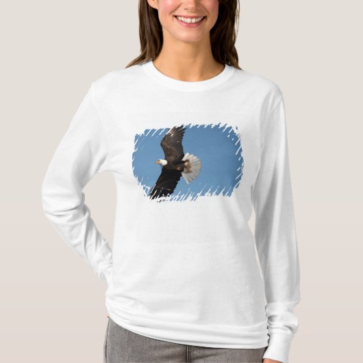 Bald Adler im Flug T-Shirt (Vorderseite)