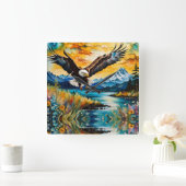 Bald-Adler-Jagd auf Wildblumen Quadratische Wanduhr (Zuhause)