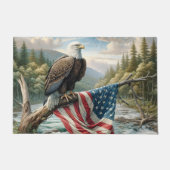 Bald-Adler mit amerikanischer Flagge auf Baumzweig Fußmatte (Vorderseite)