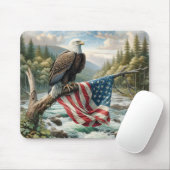 Bald-Adler mit amerikanischer Flagge auf Baumzweig Mousepad (Mit Mouse)