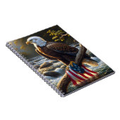 Bald-Adler mit amerikanischer Flagge auf einer Zwe Notizblock (Rechte Seite)