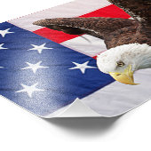 Bald Adler mit amerikanischer Flagge Fotodruck (Ecke)
