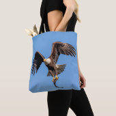 Bald-Adler mit Fisch Tasche (Von Nahem)