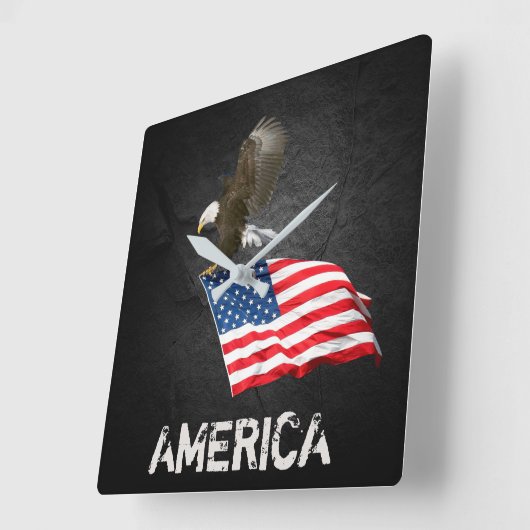 Bald Adler mit Flag auf schwarz Quadratische Wanduhr (Winkel)