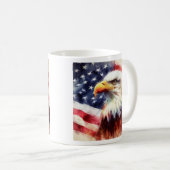 Bald-Adler mit USA-Flagge Kaffeetasse (VorderseiteRechts)