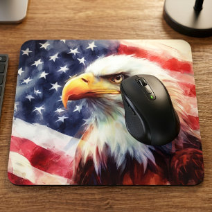 Bald-Adler mit USA-Flagge Mousepad