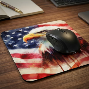Bald-Adler mit USA-Flagge Mousepad