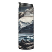 Bald-Adler über gefrorene Gipfel Thermosbecher (Nach rechts gedreht)