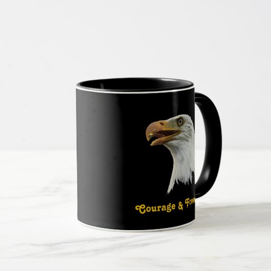 Bald Eagle Courage and Freedom Tasse (VorderseiteRechts)
