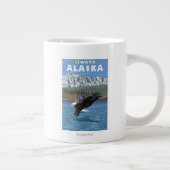 Bald Eagle Diving - Seward, Alaska Jumbo-Tasse (Rechts)