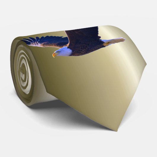 Bald Eagle Flying Krawatte (Gerollt)