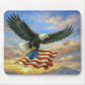 Bald Eagle Flying With American Flag Mousepad (Vorne)