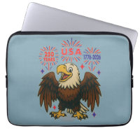 Bald Eagle mit Fireworks- USA 250 Years 1776-2026