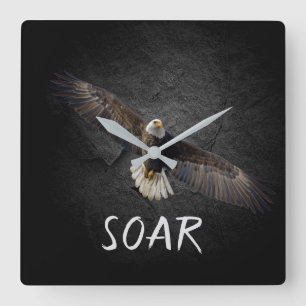 Bald Eagle on Black Rock Quadratische Wanduhr