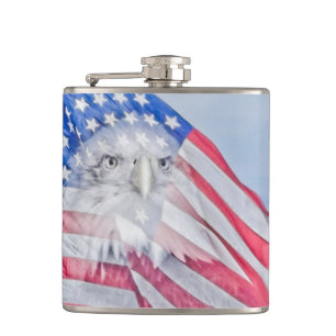 Bald Eagle und die amerikanische Flagge Flachmann
