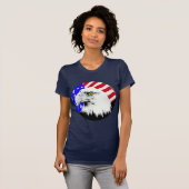 Bald Eagle und die amerikanische Flagge T-Shirt (Vorne ganz)