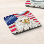 Bald Eagle vor der amerikanischen Flagge Patriotis Getränkeuntersetzer (Linke Seite)
