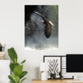 Bald Eagle & Waterfall Poster (Heimbüro)