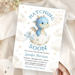 Bald Kommt Drachen-Baby-Party Junge Dusty Blue Einladung