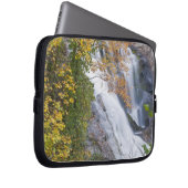 Bald River Falls Laptopschutzhülle (Vorne Rechts)
