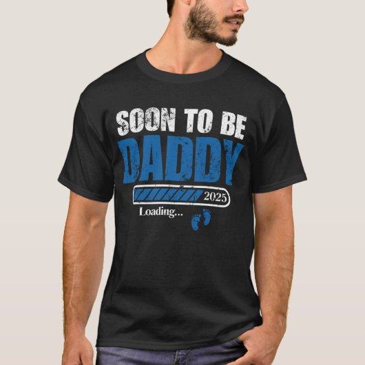 Bald, um Papa 2025 zum ersten Mal Vater New Dad T-Shirt (Vorderseite)