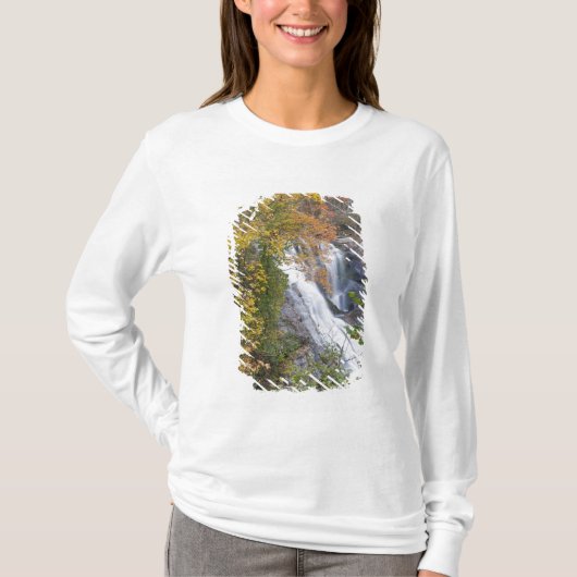Bald-Wasserfälle T-Shirt (Vorderseite)