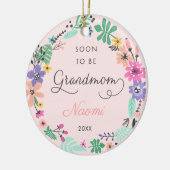 Bald werden Oma Personalisierten Wildblumen Kranz Keramik Ornament (Links)