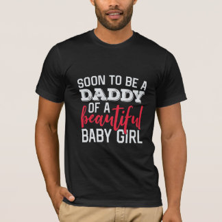 Bald wird ein Papa-Baby-Mädchen erwartet Geschenk T-Shirt