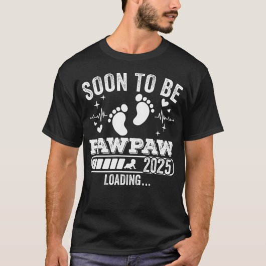 Bald wird Pawpaw 2025 Loading Men T-Shirt (Vorderseite)