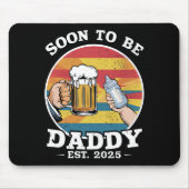 Bald zu Daddy 2025 erste Daddy 2025 Retro Mousepad (Vorne)